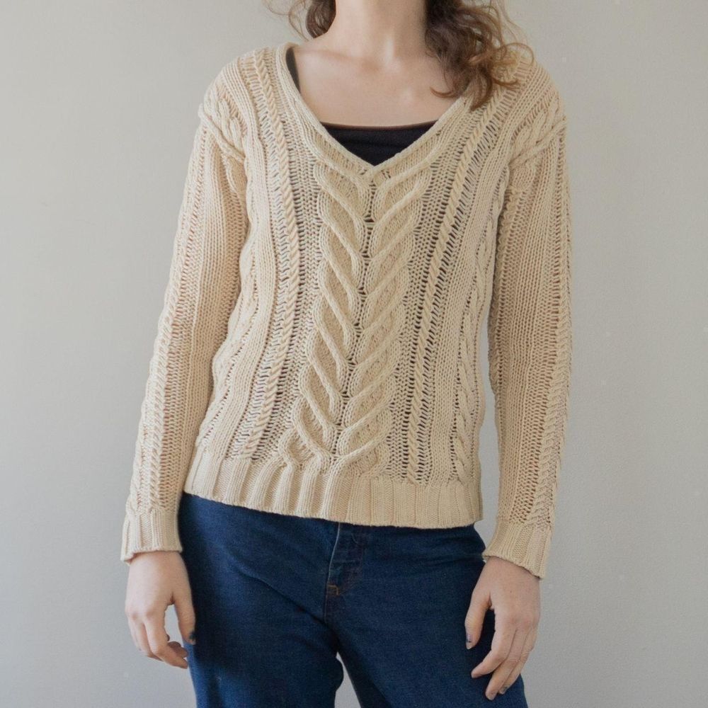 Y2K Chunky Cable Knit Cream White Long V Neck Preppy Classic Women's Sweater